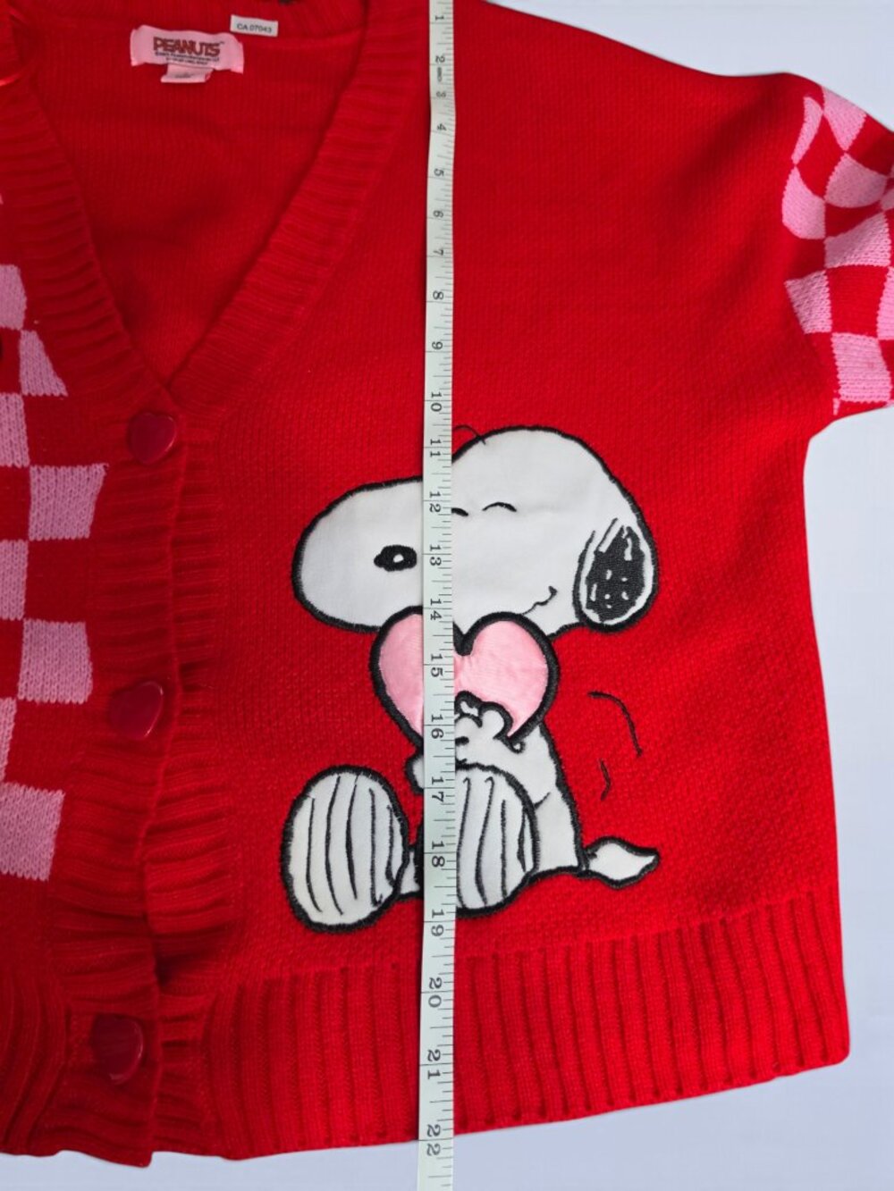 Snoopy Peanuts Valentines Day Red Checker Heart Knit Button Cardigan - Large - Picture 7 of 7